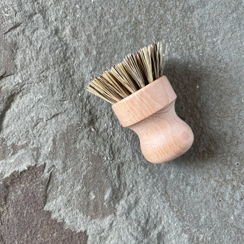 Beechwood Pot Scrubber Brush